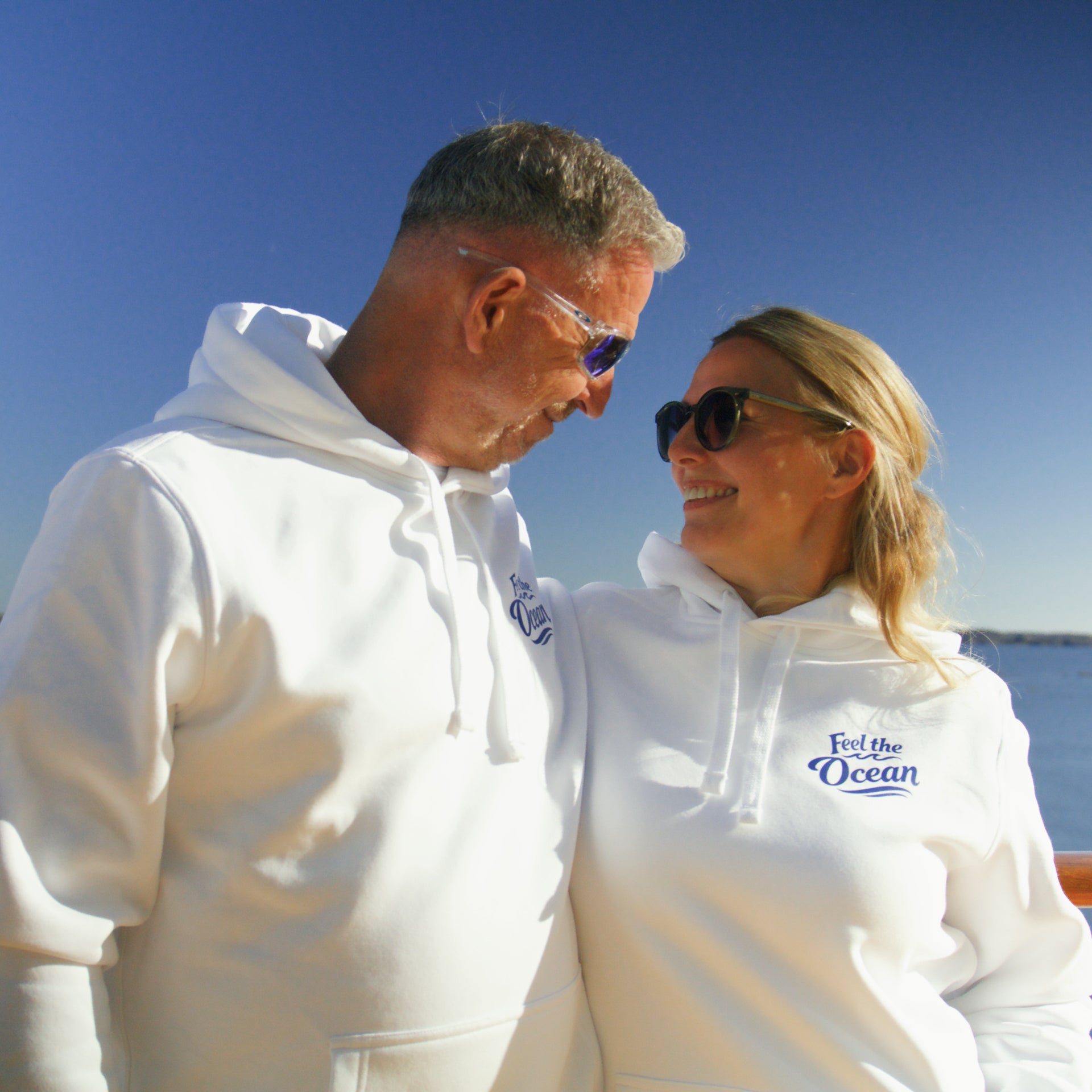 Hoodie - Feel the Ocean - Unisex